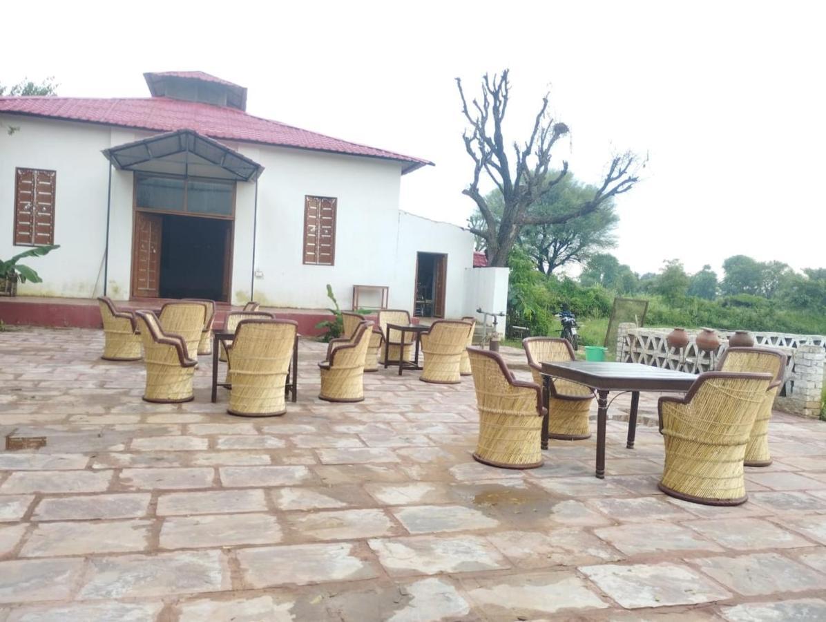 Bagwara Heritage Resort Chonp Bagian luar foto